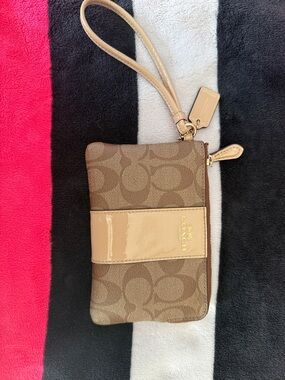 Coach Brown Signature Canvas Wristlet with Patent Tan Accent